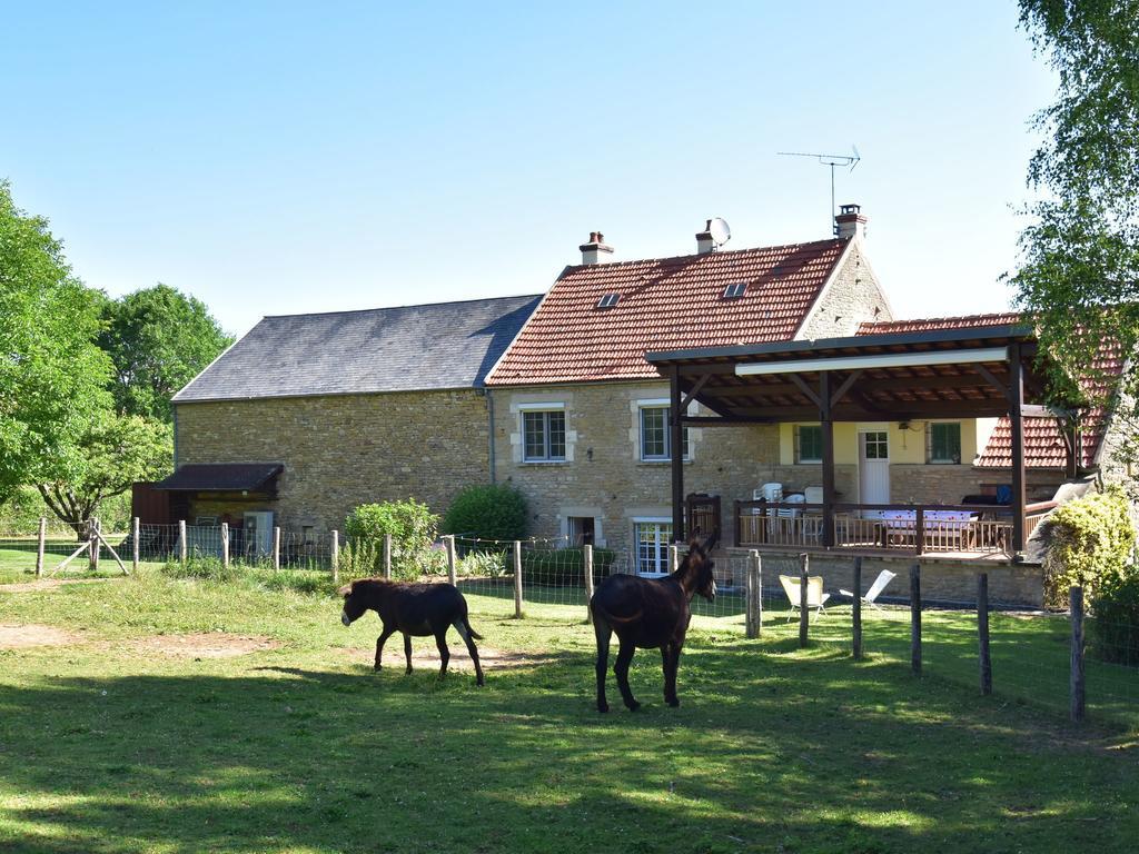 Modern Holiday Home On The Meadows Vault-de-Lugny Room photo